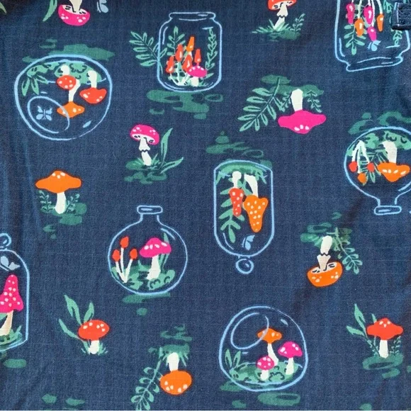 NWT Duluth Heirloom Gardening Lined Bib Overalls  Mushroom Terrarium Medium x31L - Picture 3 of 10